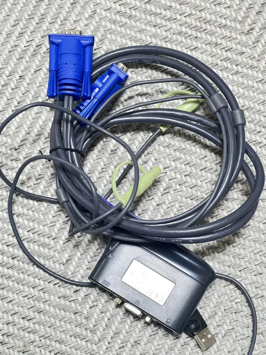 ATEN 2포트 USB KVM 스위치 CS62US